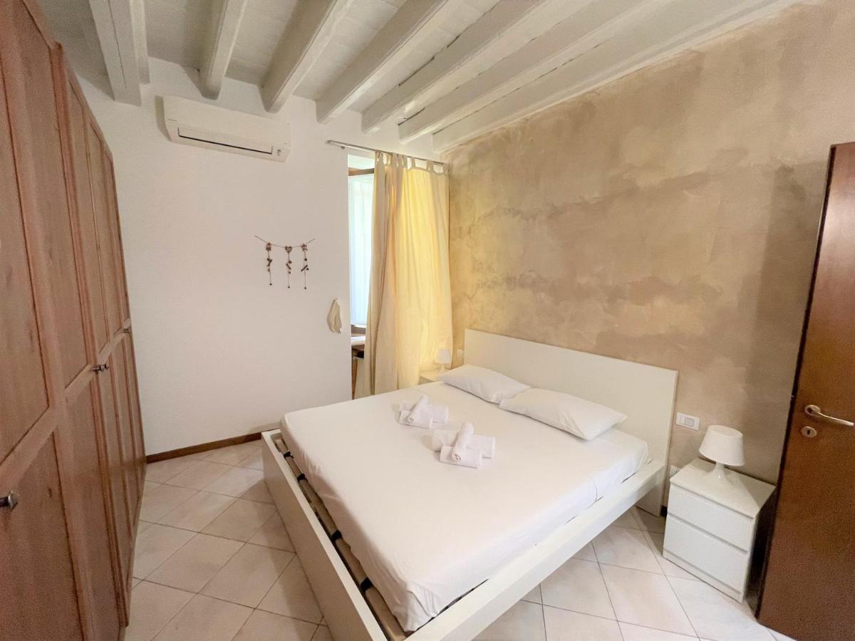 Desenzanoloft Le Petit Bijou - Restyling 2025 - Downtown דסנזאנו דל גארדה מראה חיצוני תמונה
