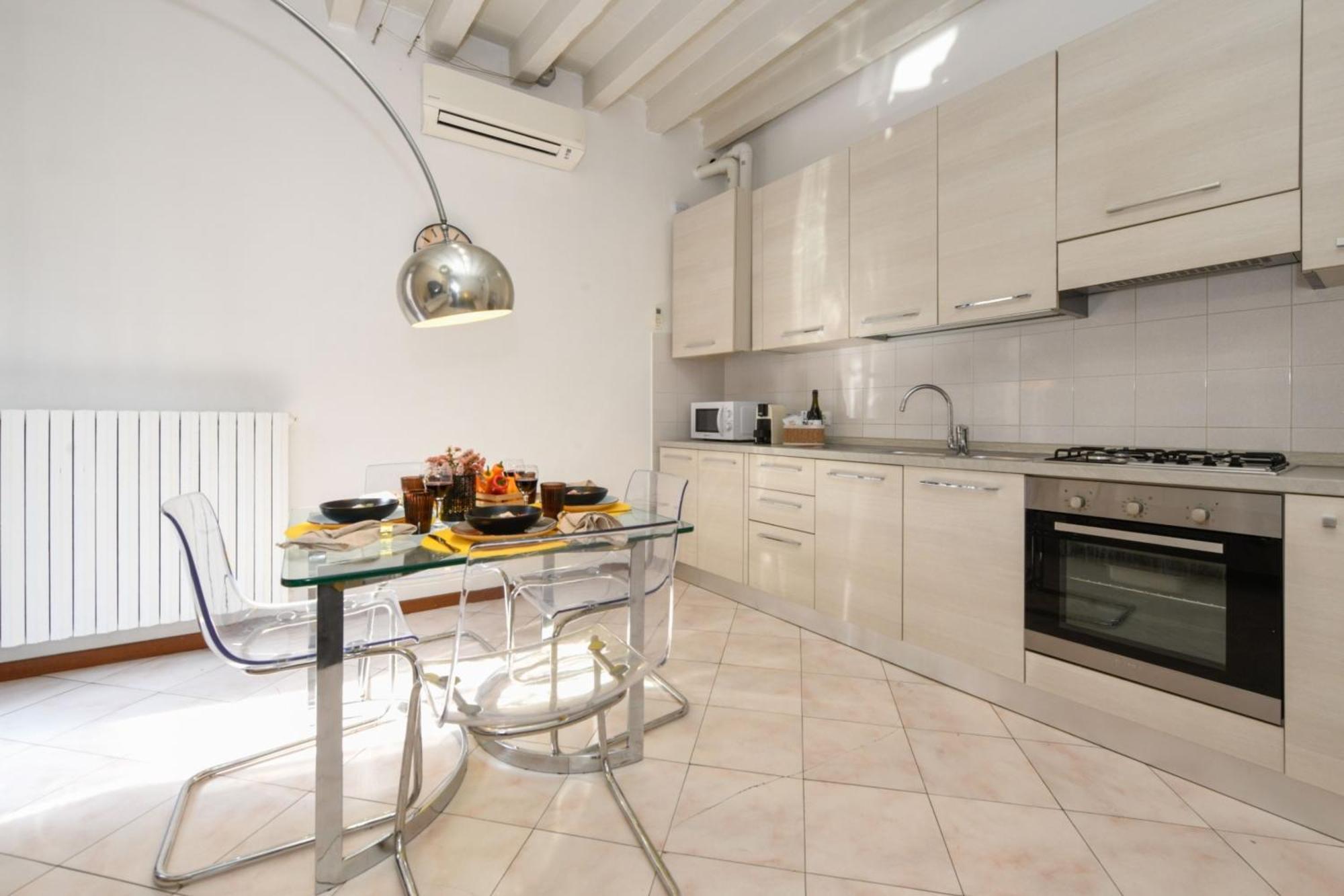 Desenzanoloft Le Petit Bijou - Restyling 2025 - Downtown דסנזאנו דל גארדה מראה חיצוני תמונה